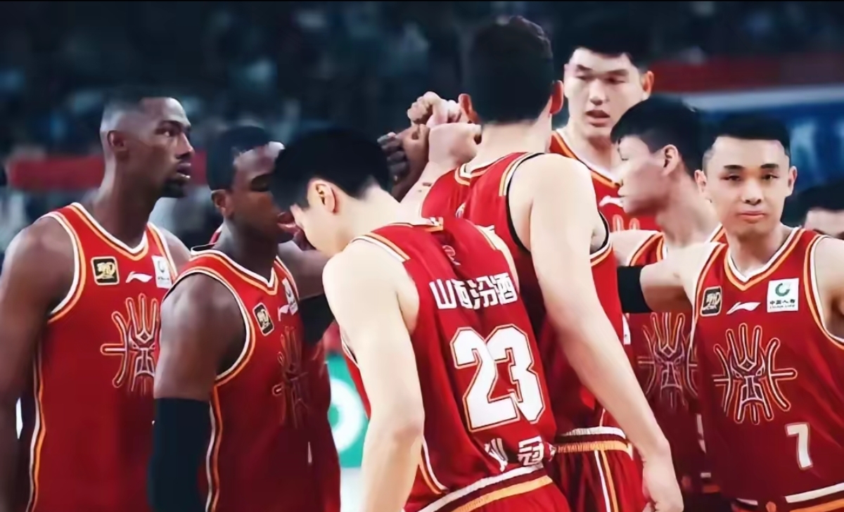 九游娱乐网站-精准传球助攻成功，球队夺得关键胜利