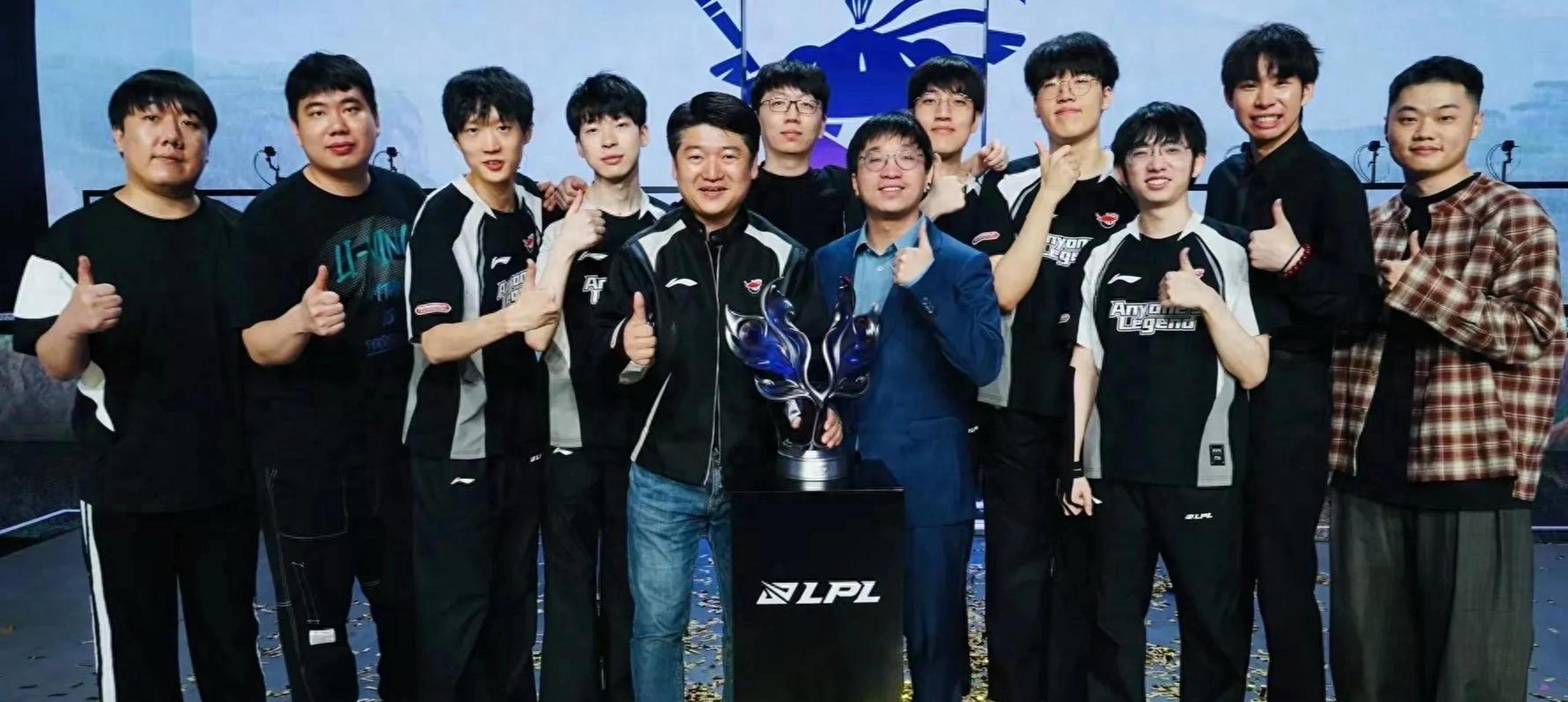 包含CLG血洗GEN，Keria打出惊人五杀宿命之战小组赛，让粉丝疯狂欢呼的词条