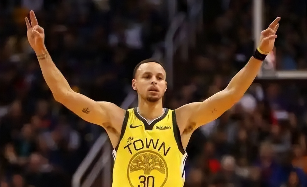 9you娱乐-勇士大胜独行侠，库里展现绝佳状态