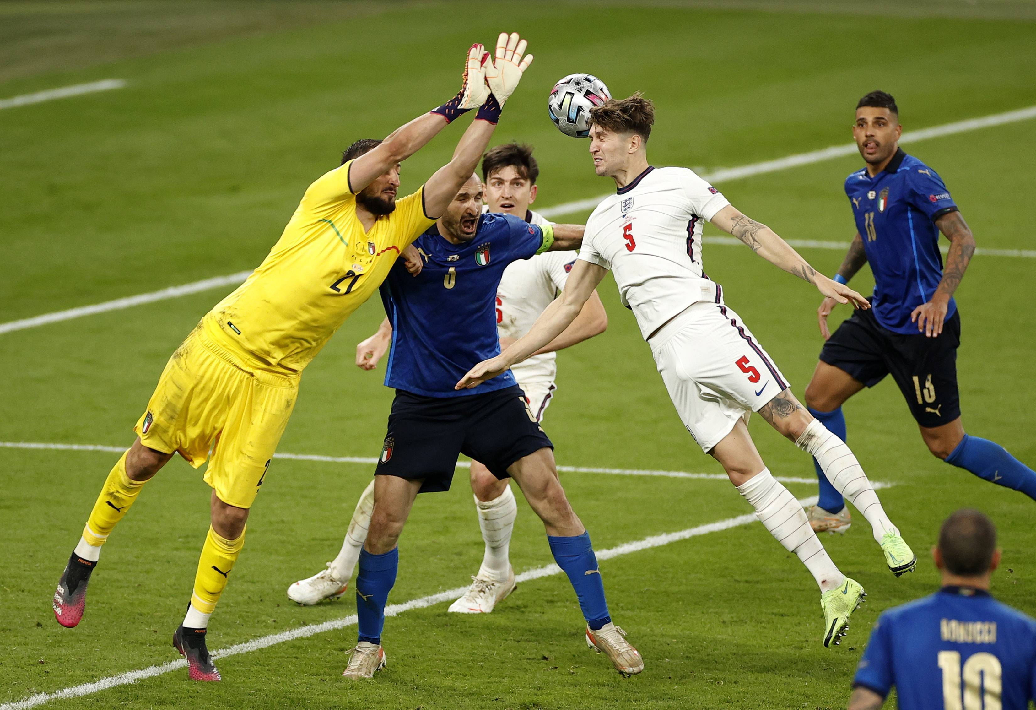 九游娱乐网页-克罗地亚队击败苏格兰队取得欧洲杯胜利