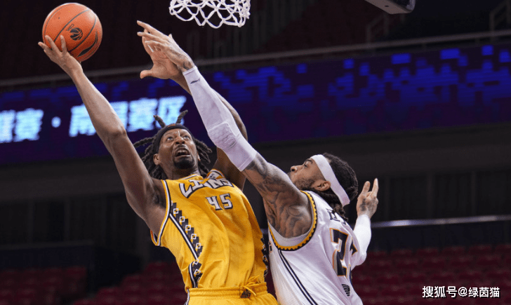 尼斯冒尖领先对手积分榜，全队鼓舞雄心勇敢