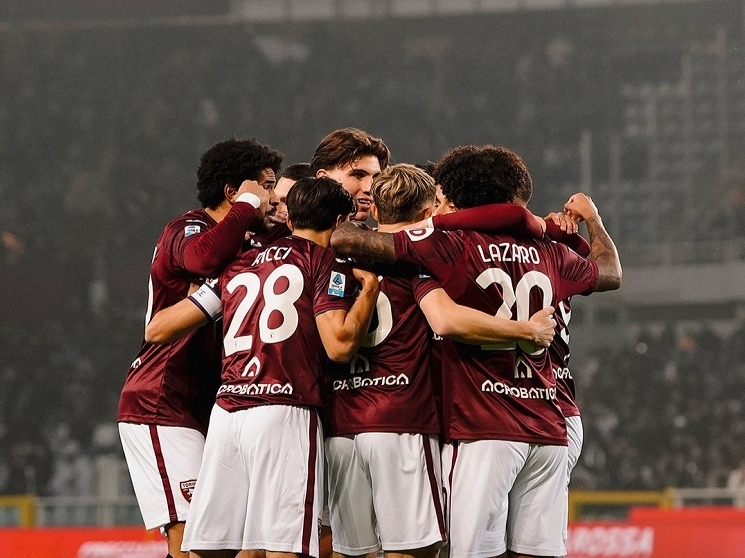 九游娱乐官方网站-罗马主场击败都灵,球队整体默契配合