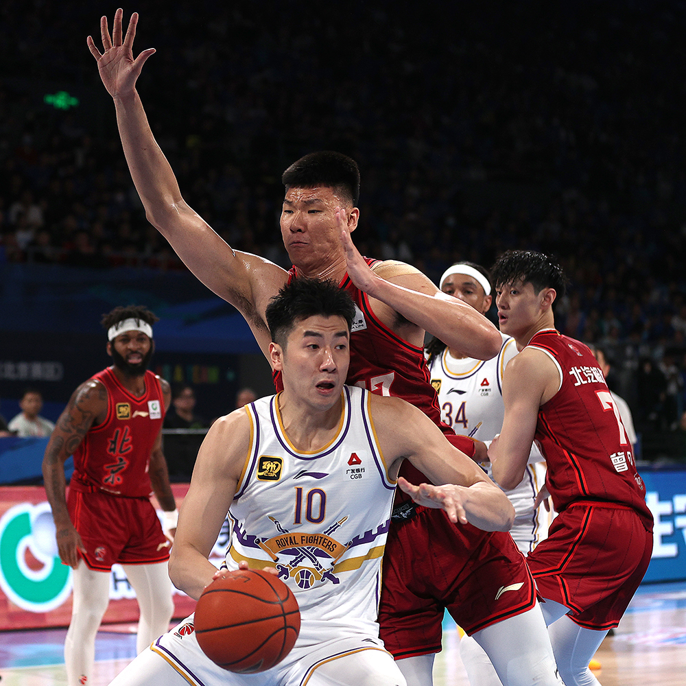 包含北京队主场失利，遭遇季后赛前挑战的词条