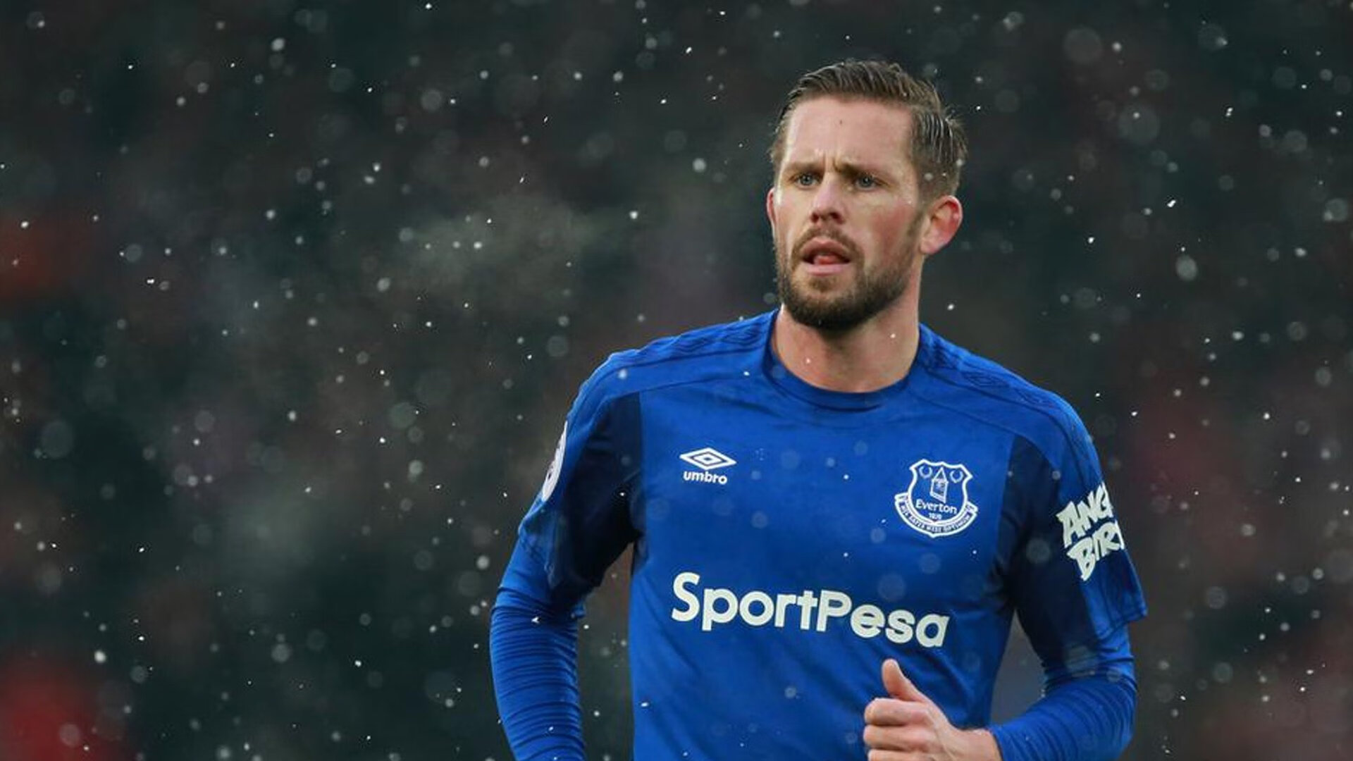 跨时空篮板，当北京鸭点燃密尔沃基的雪夜